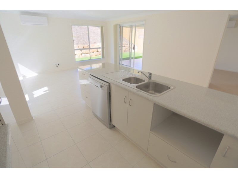 73 Cocoanut Point Drive, Zilzie QLD 4710