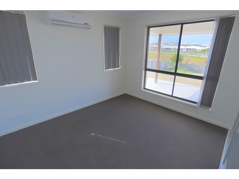 14 Falcon Crest, Zilzie QLD 4710