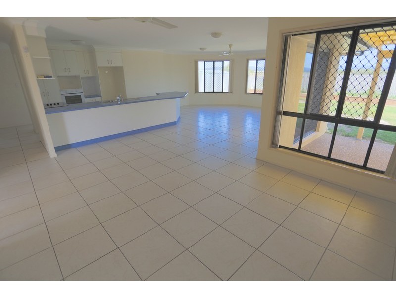 62 Amalfi Drive, Zilzie QLD 4710