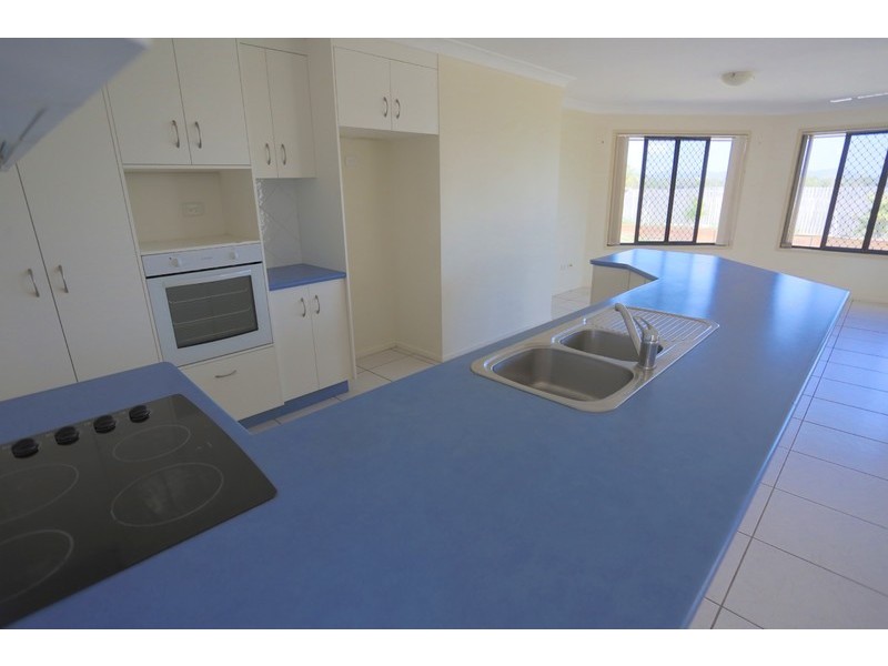 62 Amalfi Drive, Zilzie QLD 4710