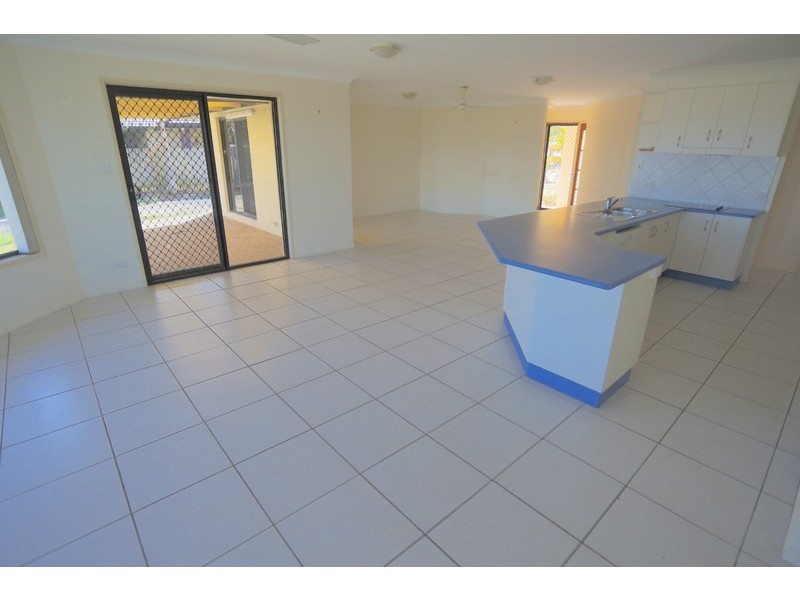 62 Amalfi Drive, Zilzie QLD 4710