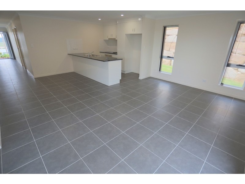 6 Ocean View Drive, Zilzie QLD 4710