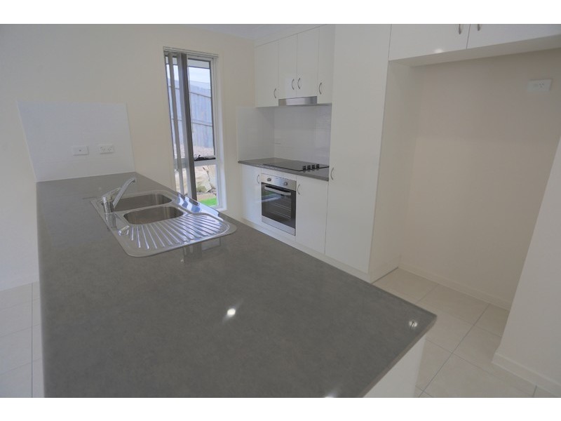 75 Cocoanut Point Drive, Zilzie QLD 4710