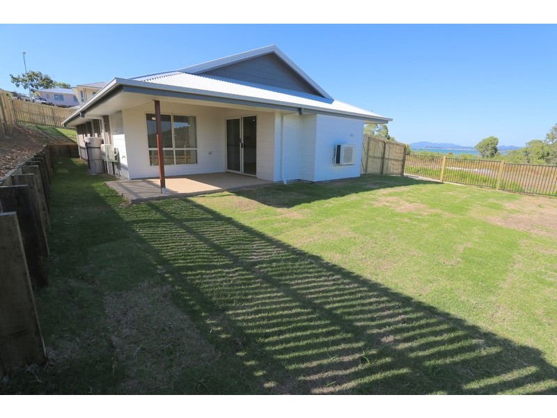 1 Seaspray Drive, Zilzie QLD 4710