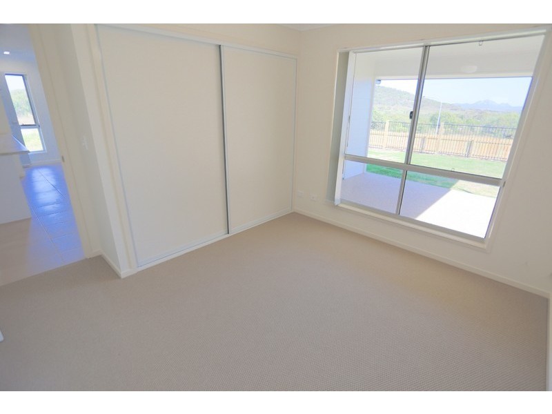 1 Seaspray Drive, Zilzie QLD 4710