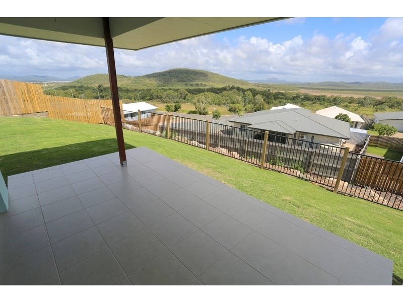 9 Ocean View Drive, Zilzie QLD 4710