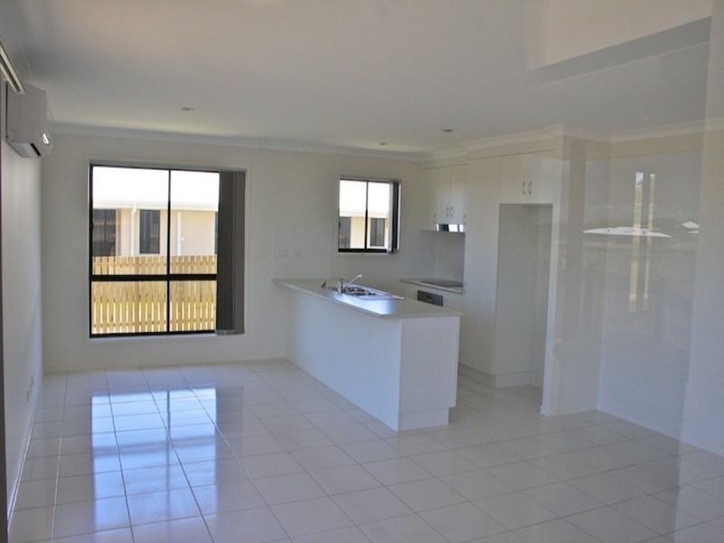 24 Falcon Crest, Zilzie QLD 4710