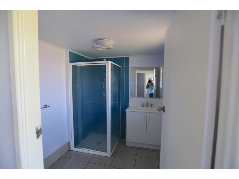 4 Dingwall Street, Keppel Sands QLD 4702