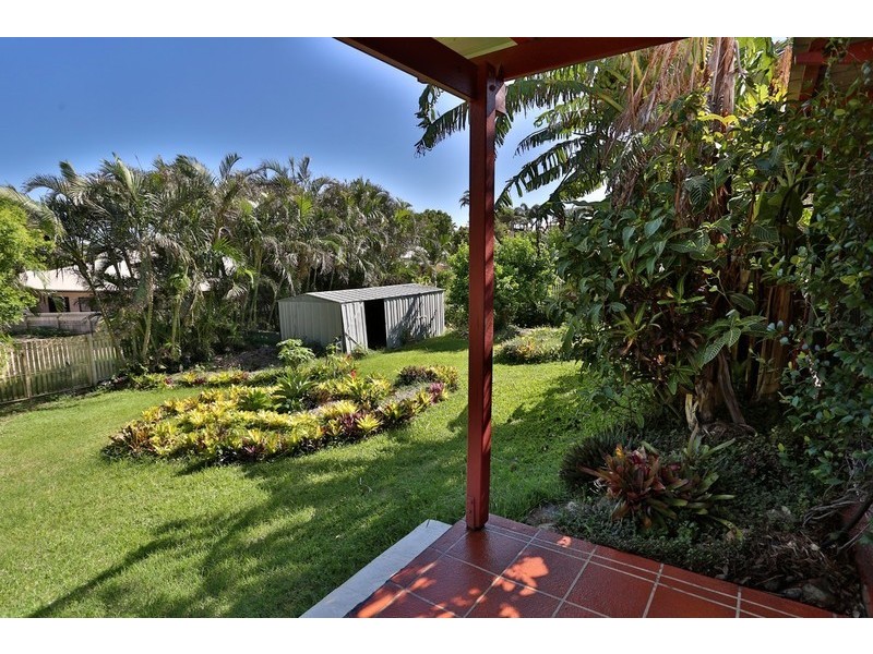 40 Larnach Street, Emu Park QLD 4710