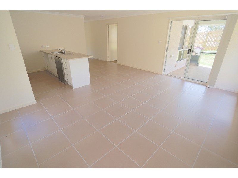 61 Cocoanut Point Drive, Zilzie QLD 4710
