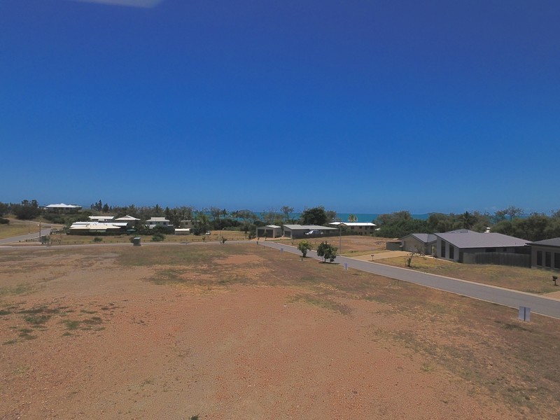 12 Fishermans Lane, Emu Park QLD 4710