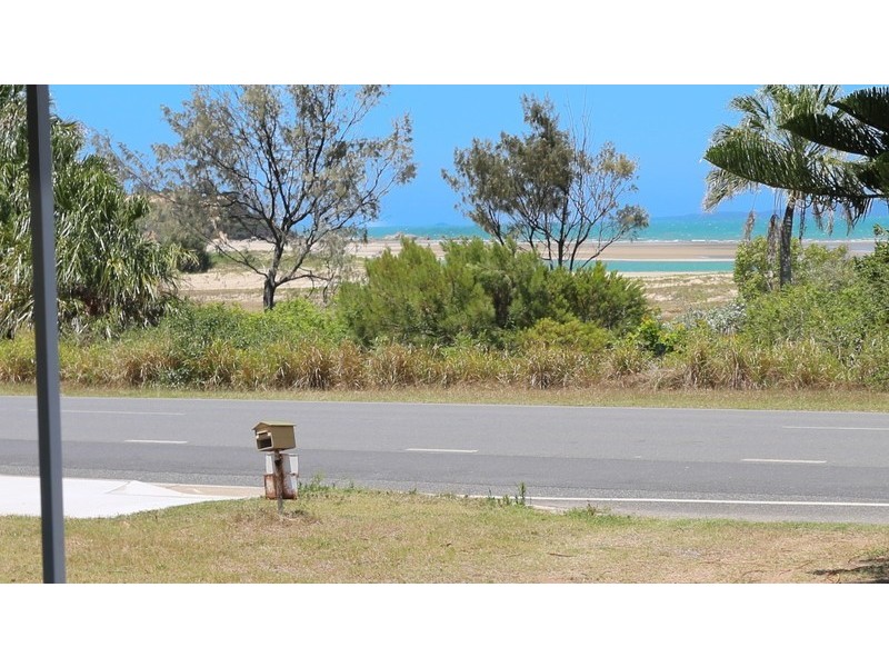 830 Scenic Highway, Kinka Beach QLD 4703