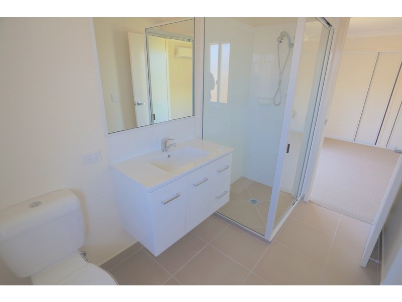 2 Ocean View Drive, Zilzie QLD 4710