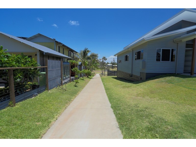 80 Larnach Street, Emu Park QLD 4710