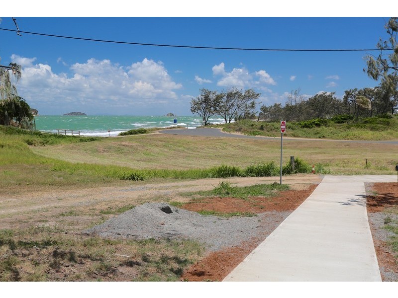 80 Larnach Street, Emu Park QLD 4710