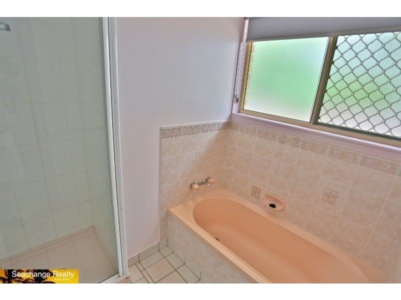 834 Scenic Highway, Kinka Beach QLD 4703