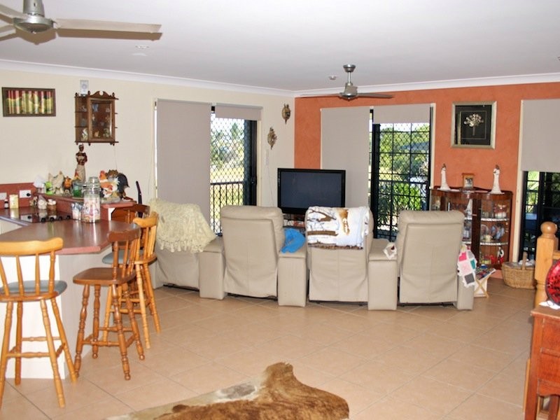 59 Larnach Street, Emu Park QLD 4710