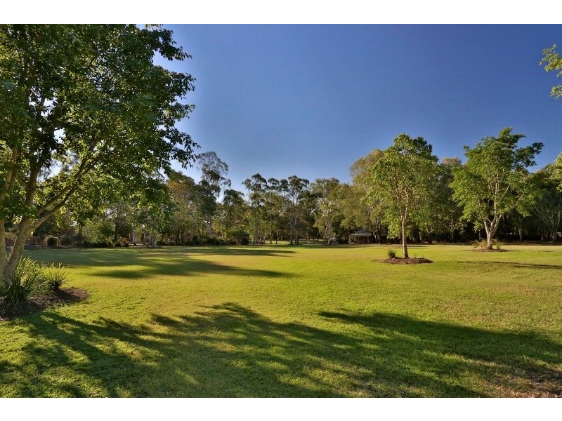 Park Avenue QLD 4701
