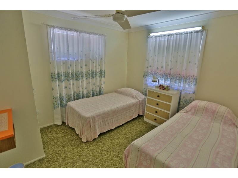 16 George Street, Emu Park QLD 4710