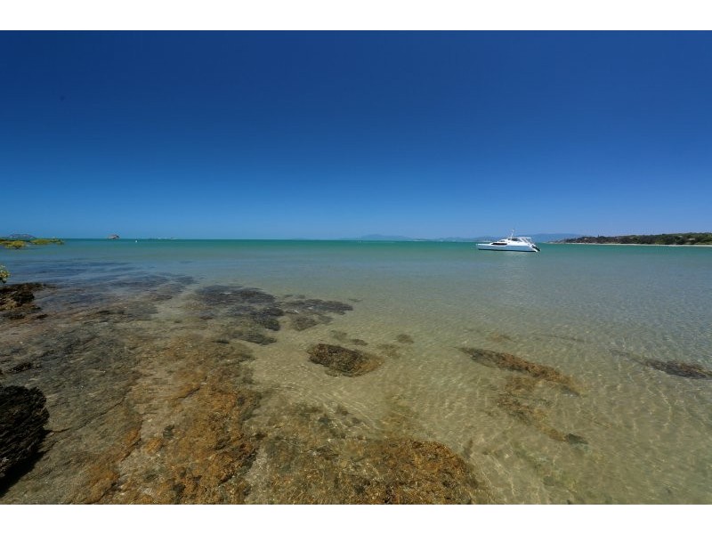 16 George Street, Emu Park QLD 4710