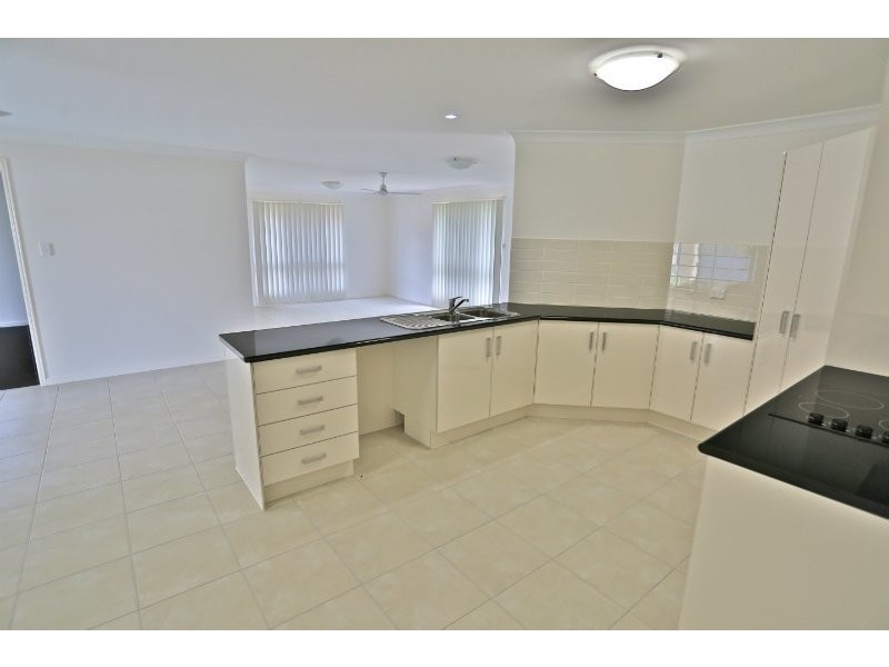 21 Nerita Avenue, Emu Park QLD 4710