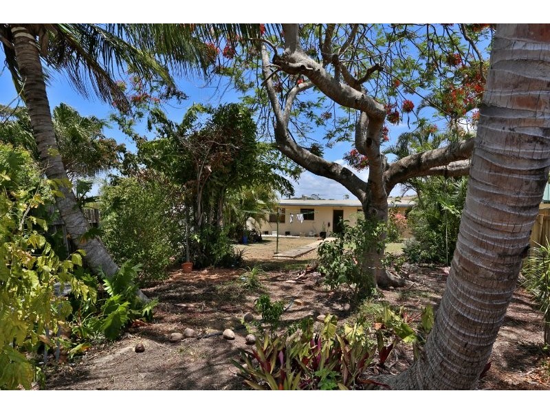 25 Brown Street, Emu Park QLD 4710
