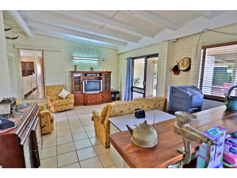 25 Brown Street, Emu Park QLD 4710