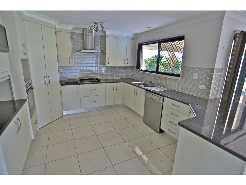 16 Trafalgar Street, Emu Park QLD 4710