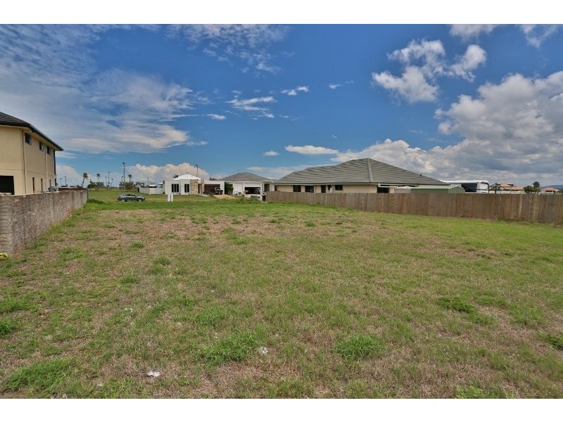 44 Monaco Drive, Zilzie QLD 4710