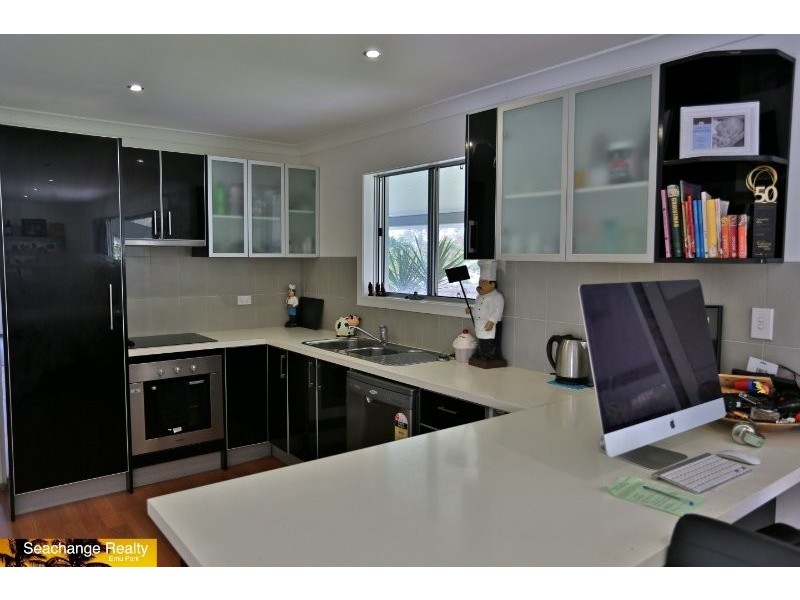 12 John Street, Emu Park QLD 4710