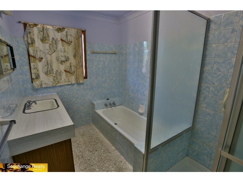 20 Alexander Street, Emu Park QLD 4710