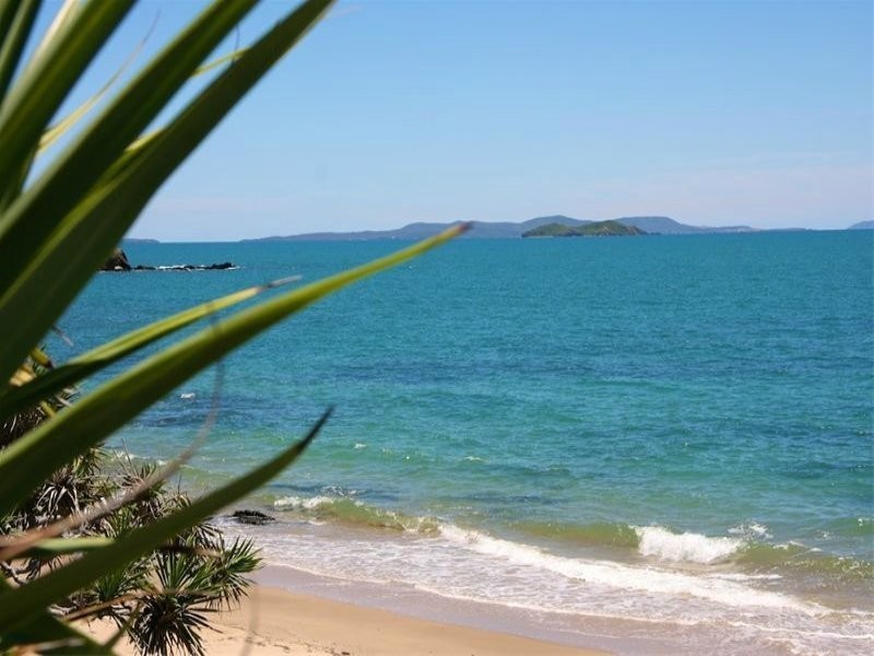 14 Amoria Avenue, Emu Park QLD 4710