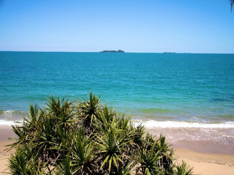 14 Amoria Avenue, Emu Park QLD 4710