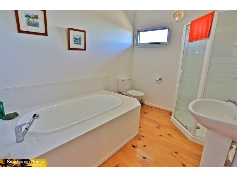 4 Albemarle Street, Emu Park QLD 4710