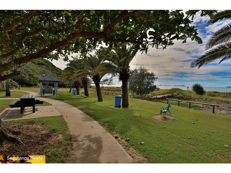 20 Schofield Parade, Keppel Sands QLD 4702