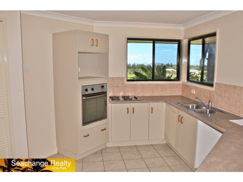 40 Bright Street, Emu Park QLD 4710