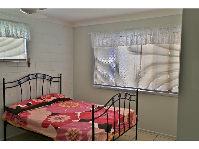 6 Pinnacle Street, Mulambin QLD 4703
