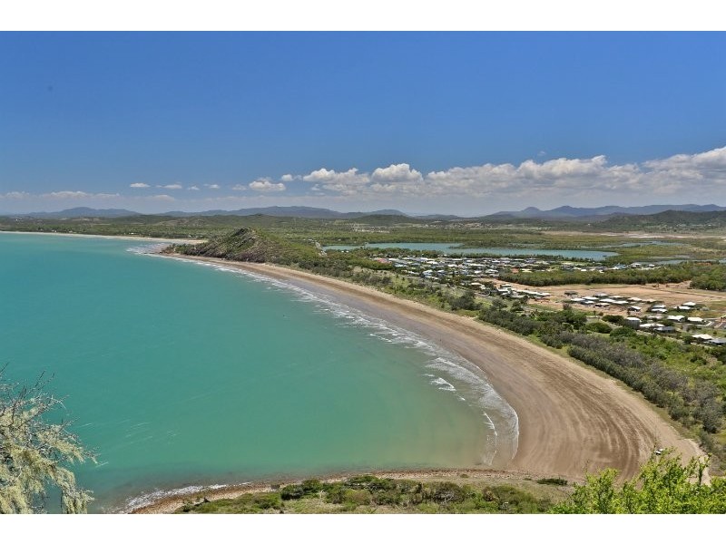 6 Pinnacle Street, Mulambin QLD 4703