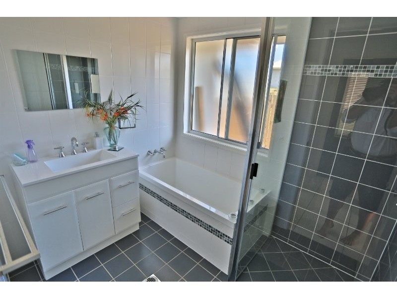 53 Valley Park Road, Emu Park QLD 4710