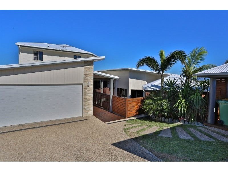 9 Haliotis Avenue, Emu Park QLD 4710