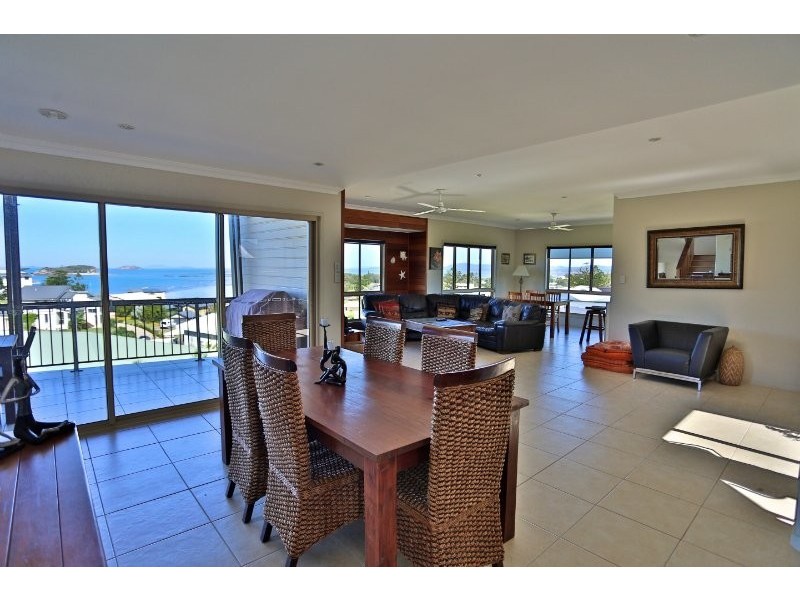 9 Haliotis Avenue, Emu Park QLD 4710