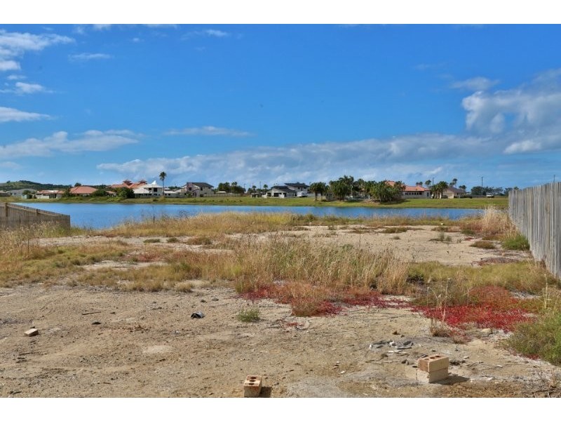 65 Amalfi Drive, Zilzie QLD 4710