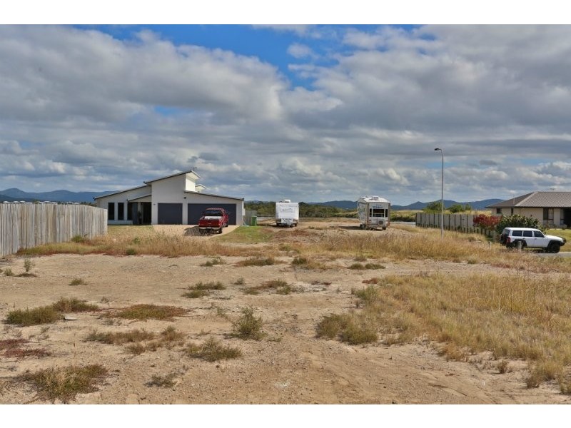 65 Amalfi Drive, Zilzie QLD 4710