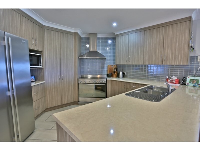 59 Amalfi Drive, Zilzie QLD 4710