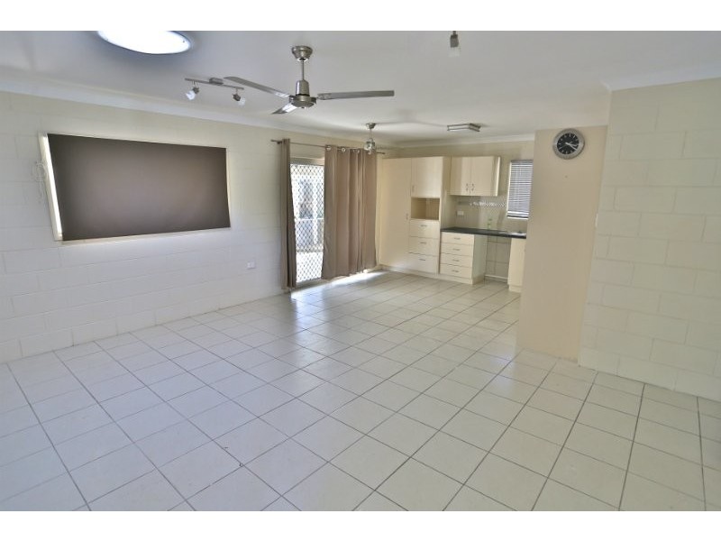 12 Phillip Street, Emu Park QLD 4710