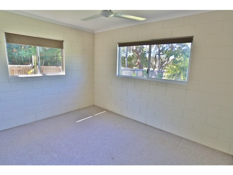 12 Phillip Street, Emu Park QLD 4710