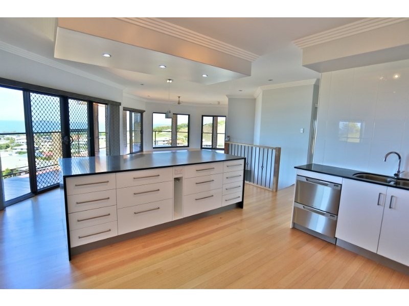 11 Livistonia Crescent, Emu Park QLD 4710