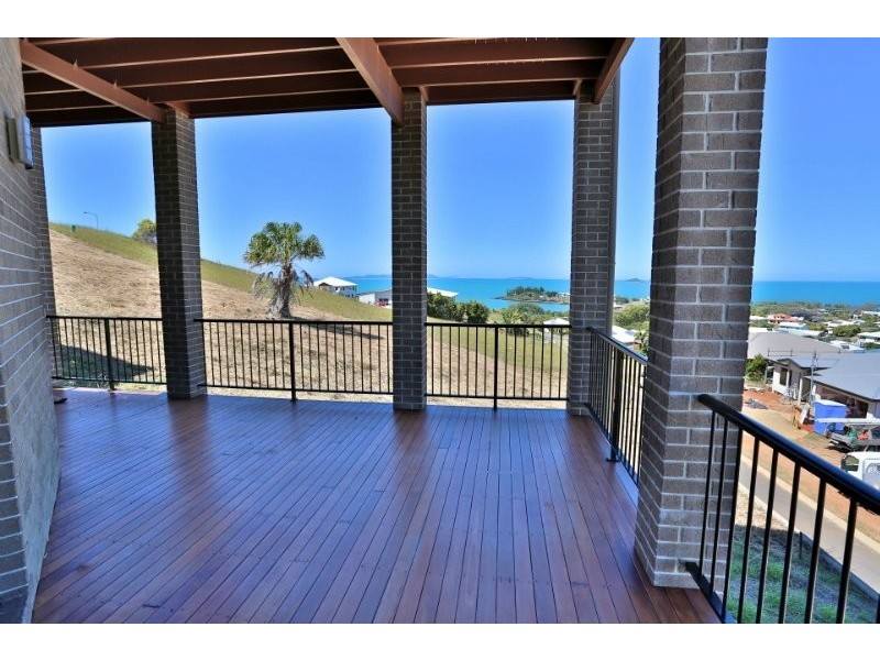 11 Livistonia Crescent, Emu Park QLD 4710