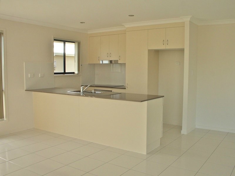 62 Falcon Cr, Emu Park QLD 4710