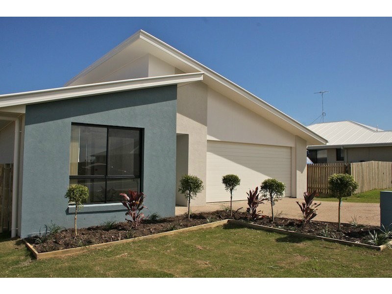 66 Falcon Crest, Emu Park QLD 4710